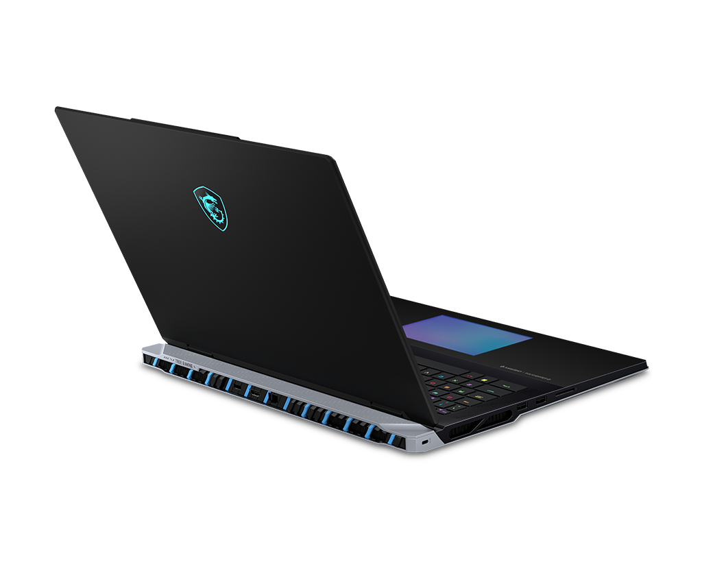 MSI Titan 18 HX AI A2XWIG-616US 18" UHD Gaming Laptop — Nvidia GeForce RTX 5080, цвет: Чёрный — фото 7